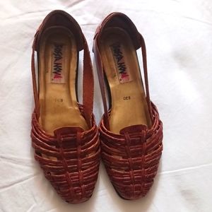 Bossa Nova leather huarache sandals Size 9 1/2